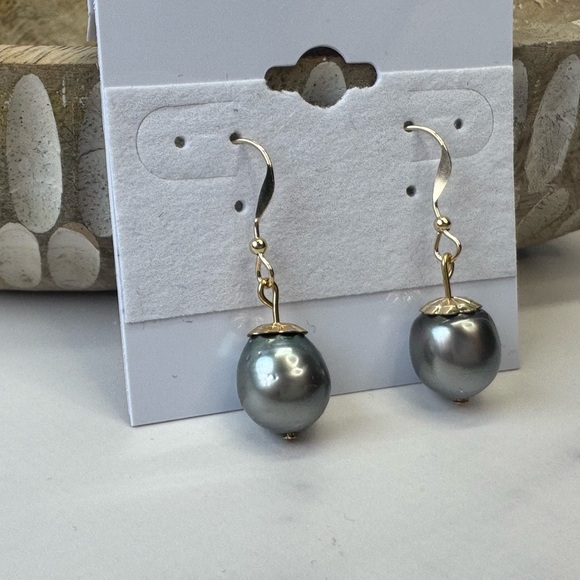 Gold Filled Tahitian Pearl Earrings - Picture 5 of 5